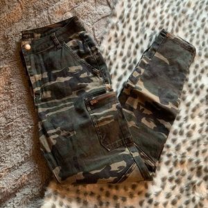 Army Pants / Jeans 🤍